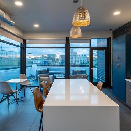 Flexhome Skywalk To Fiserv 1Br Apt U5 Milwaukee Exterior foto
